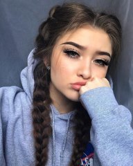Sarah_love2270
