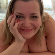 Alybigtits69